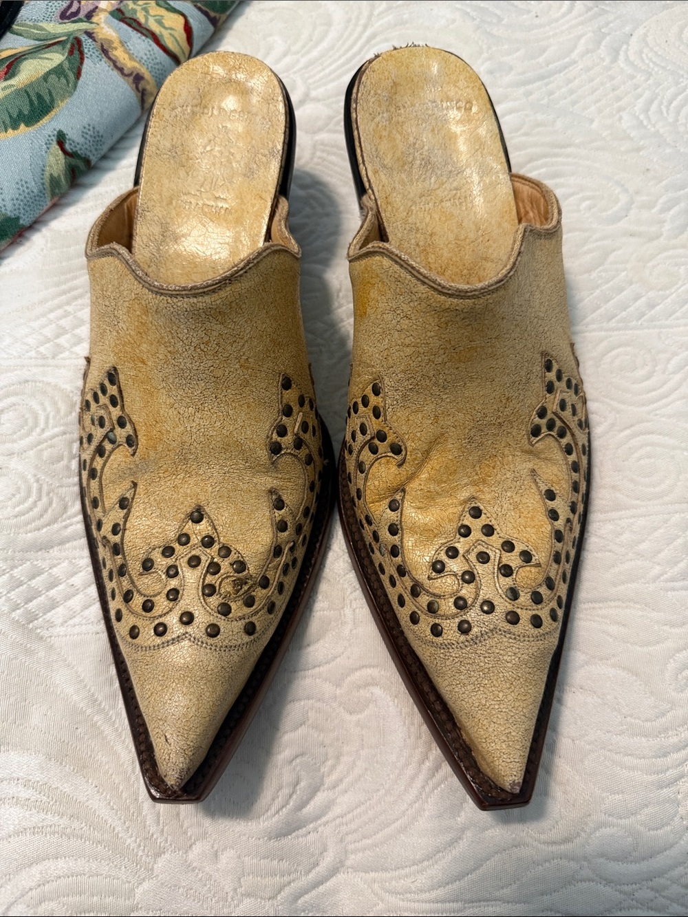 Old Gringo Women's Distressed Gold Pointed Studded Mule Slides